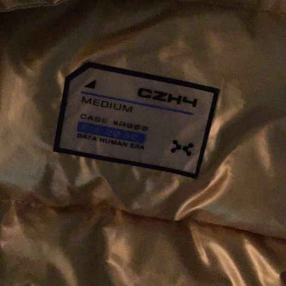 Xl medium brand puffer. Yellow and black - Picture 3 of 4